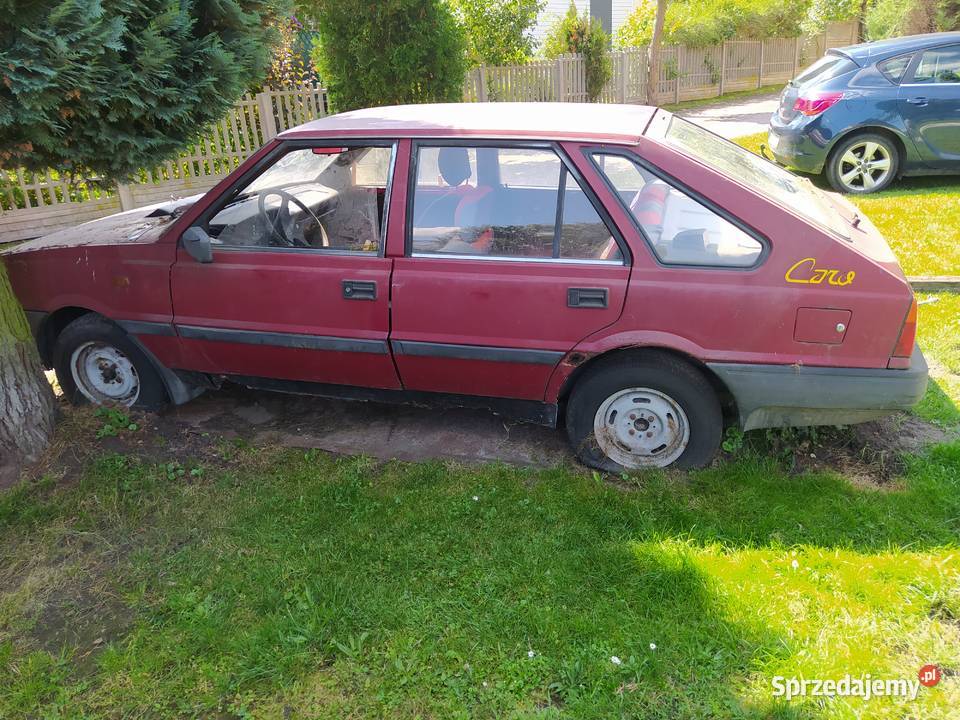 Polonez Caro do remontu 82KM Zagnańsk sprzedam