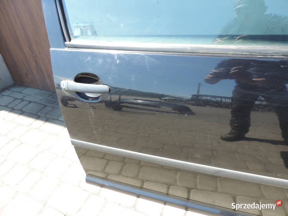 VOLKSWAGEN GOLF IV 5D DRZWI PRAWY PRZÓD Rok produkcji 2002 Nowy Sącz