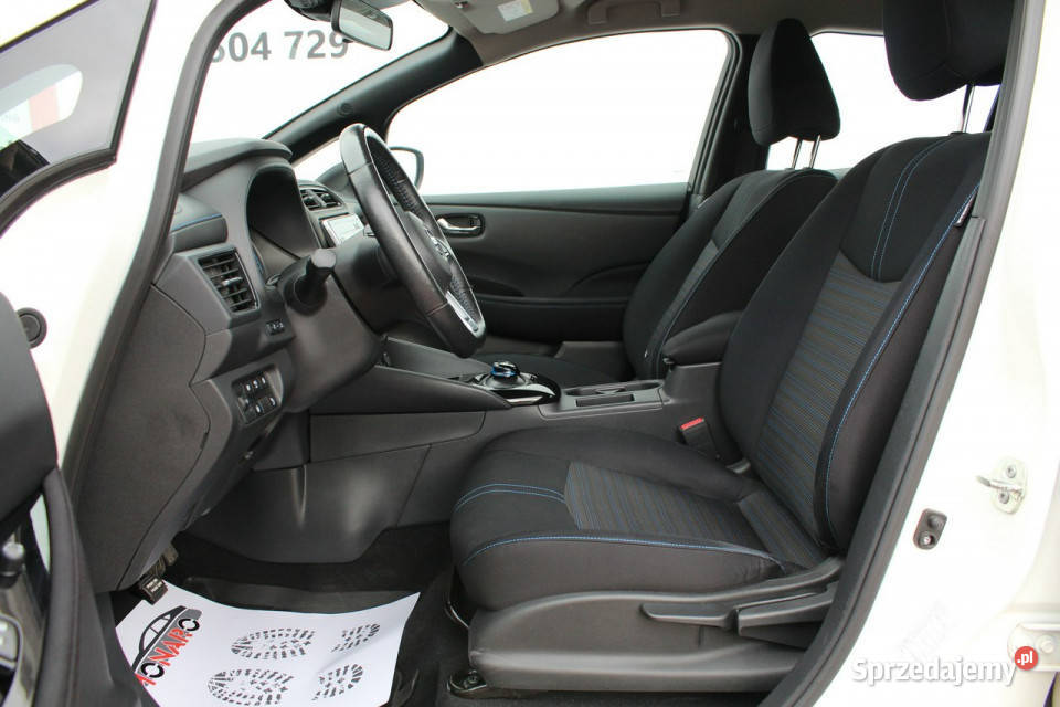 Nissan Leaf Napęd elektryczny 40 kWh Salon