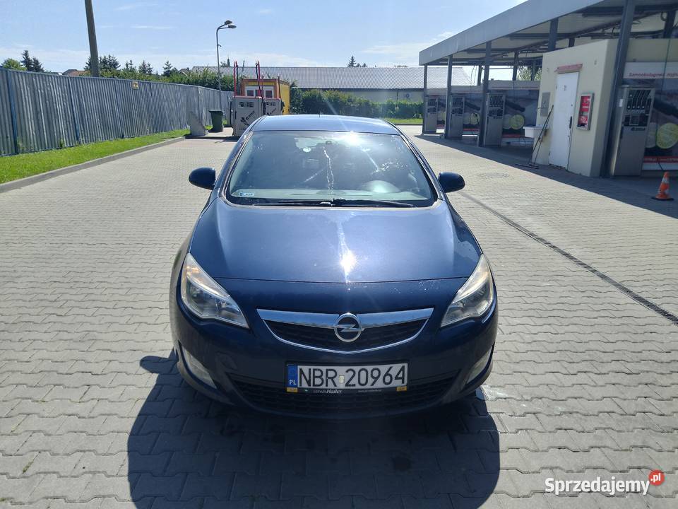 Sprzedam Zamienię Opel Astra J hatchback 17 110 Pasłęk
