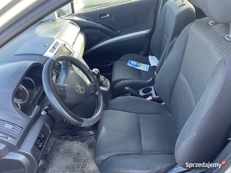 Toyota corolla Verso Świdnica