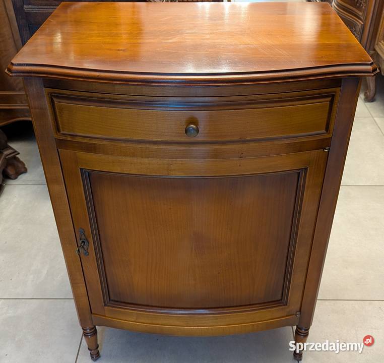 Piękna komodaszafka orzechsklep Dąbrowa Górnicza sprzedam