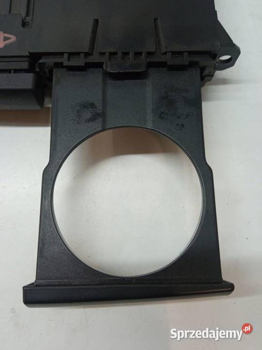 UCHWYT NA KUBEK PRZEŁĄCZNIK 6L1858815 Seat Ibiza