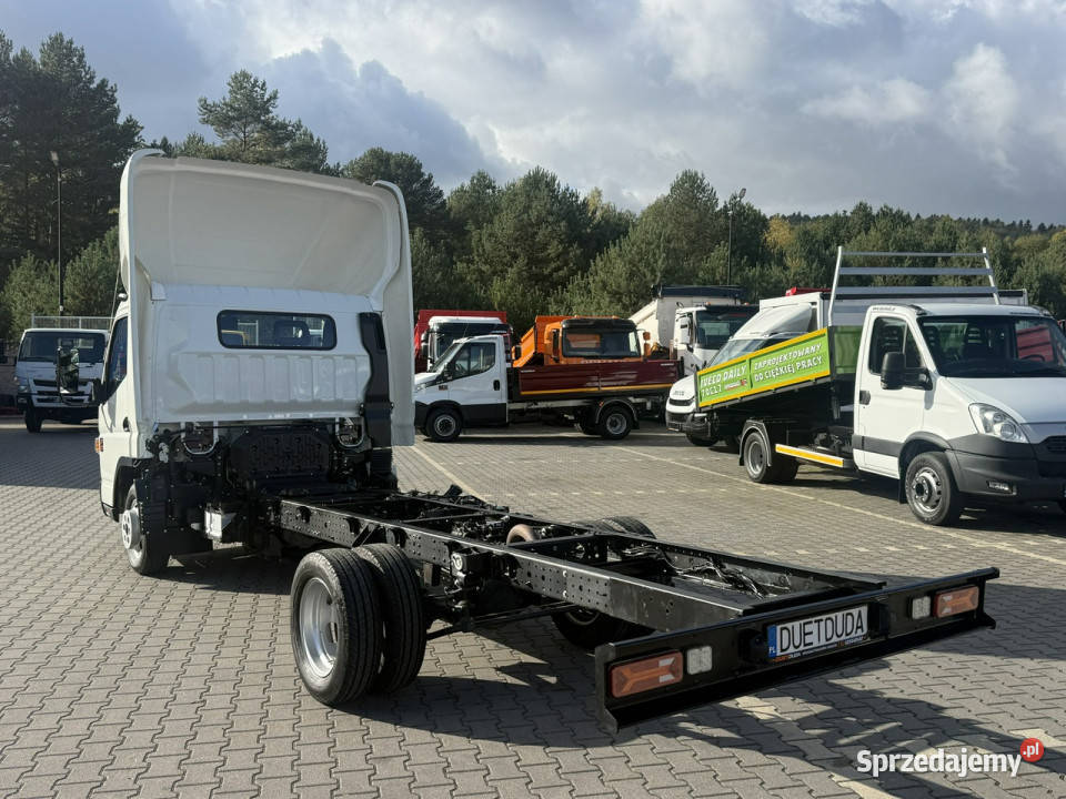 Mitsubishi Fuso CANTER 3C15 2022 18 NOWY KAT B nieuszkodzony świętokrzyskie