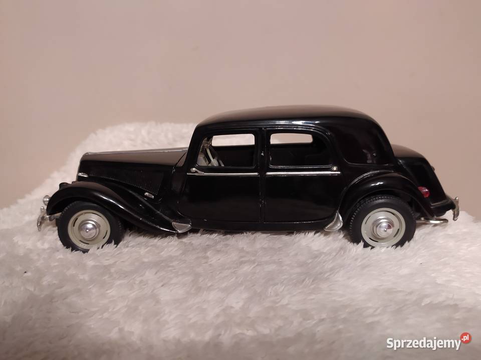 BMW z lat 20 118 czarny Modelarstwo Wrocław