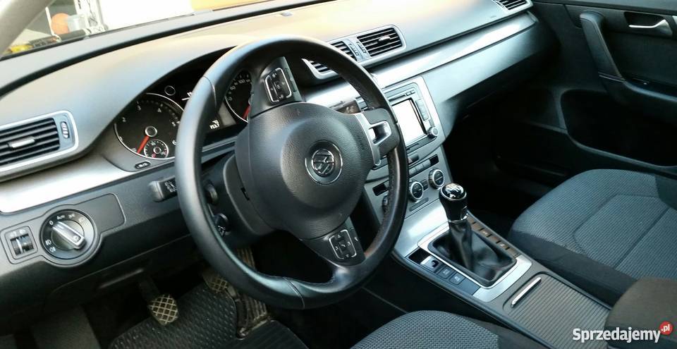 Volkswagen Passat B7 2013 r mazowieckie Radom
