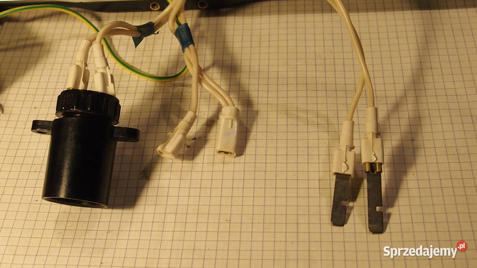 Termostat produkcji radzieckiej T 111 6A 115V Pozostałe Tychy