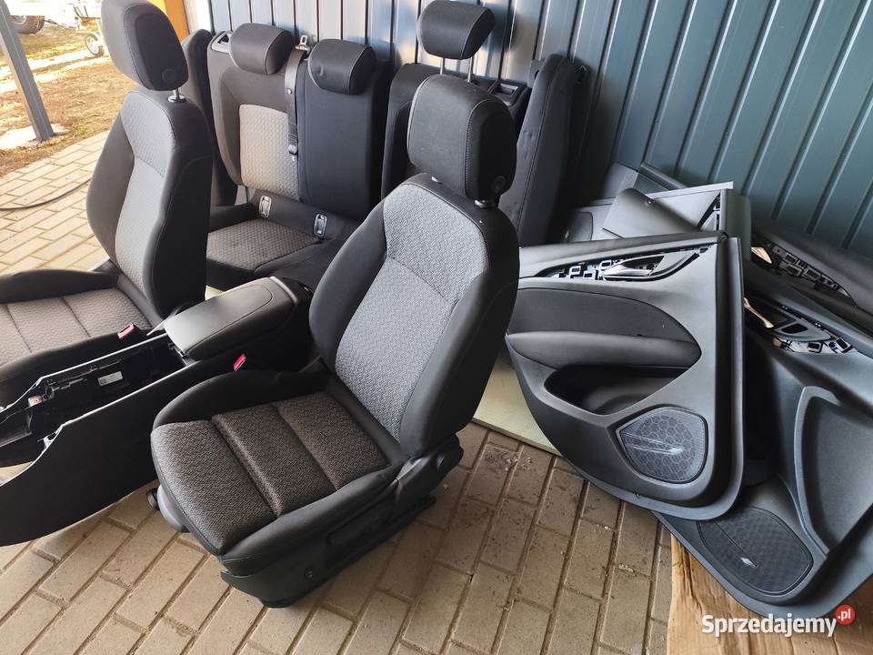 Fotele Insignia B kombi komplet Fotele i kanapy wielkopolskie Orchowo sprzedam