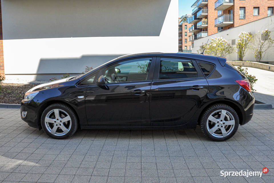 Opel Astra J 14T 121 Bezwypadkowa dolnośląskie Wrocław