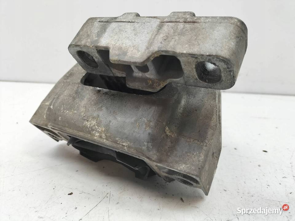 ŁAPA WSPORNIK 5Q0199262BK 20 TSI Cupra Ateca I