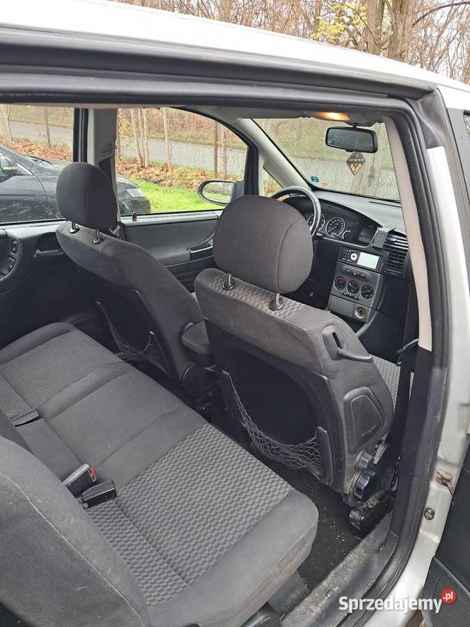 Opel zafira 18 20047 miejsc sprzedam