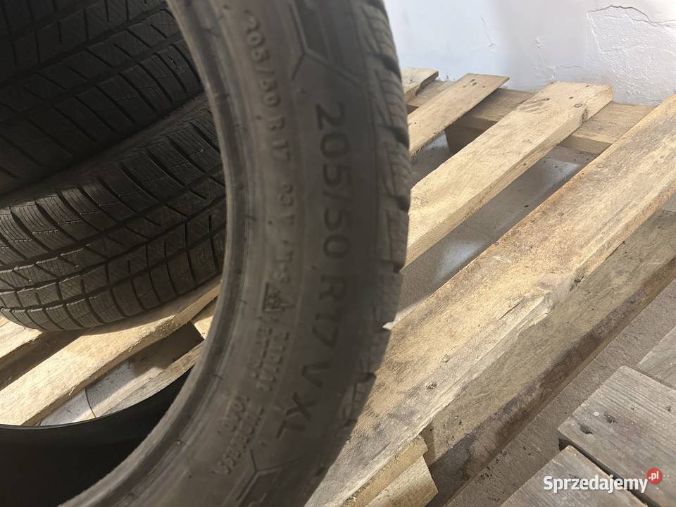 Opony zimowe 20570 R17 XL lubelskie