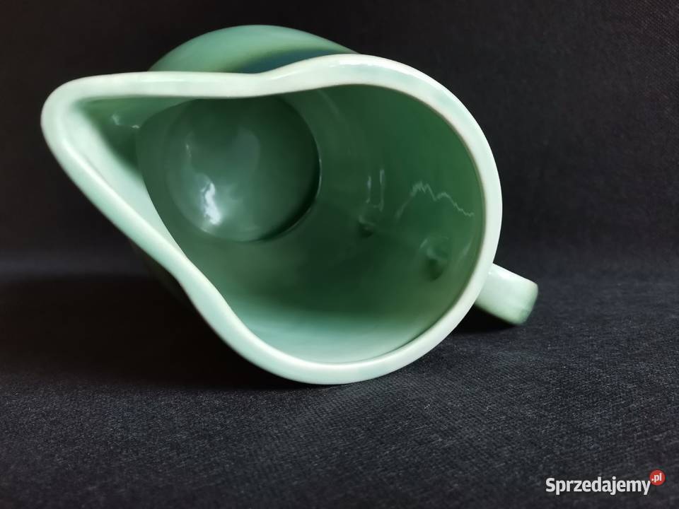 Stary duży nieużywany dzbanek zielony porcelit sprzedam