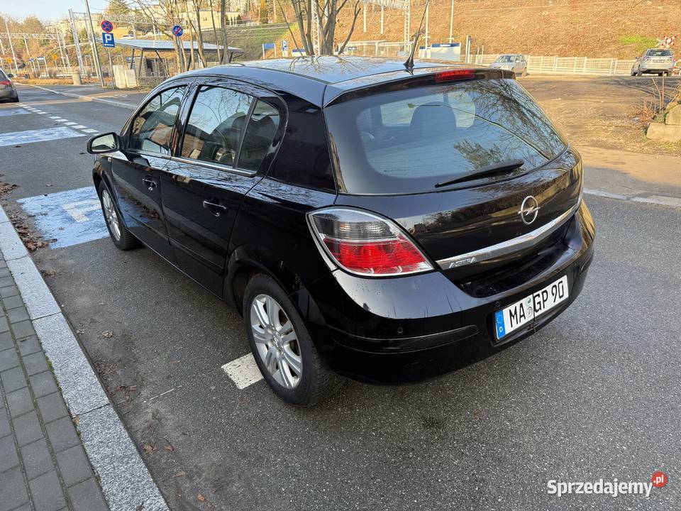 Opel Astra h 18 Cosmo bixenon Bezwypadkowy Rydułtowy