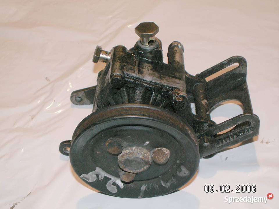 bmw e36 520 pompa wspomagania 525 87r90r M20 pompy wspomagania Siechnice