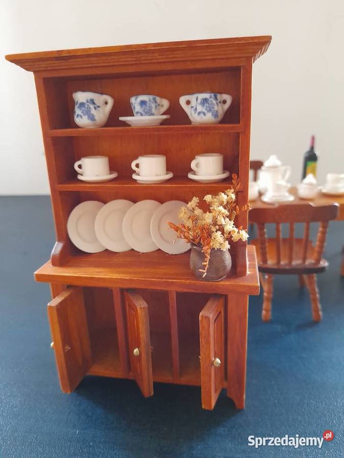 Mebelki do jadalni do domku lalek w skali 112 Bogatynia