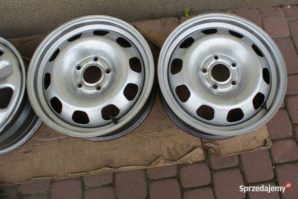 65Jx16 cal ET47 ET505x1143 Renault Megane 3 Samochodowe Dynów sprzedam