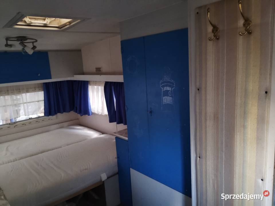 PRZYCZEPA KEMPINGOWA MUSTERLAND Z PRZEDSIONKIEM Szamocin