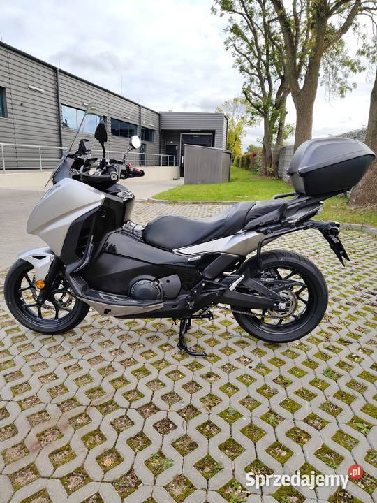 Honda Integra NC750D mały przebieg 14011 Rok produkcji 2019 Ełk sprzedam