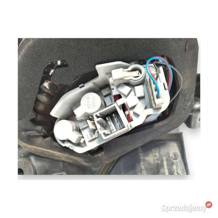 LAMPA LEWA Volvo V60 20102018 tylna tylnia lewy sprzedam