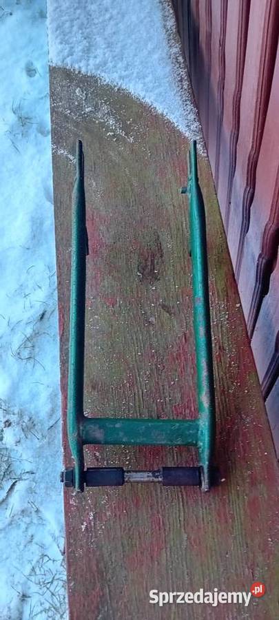 Wahacz tył tylny tylni romet komar