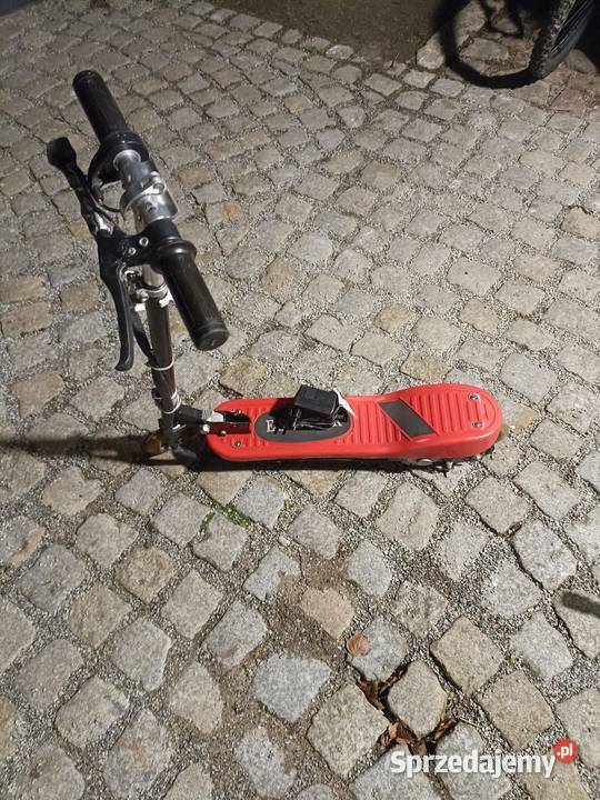 Hulajnoga elektryczna e scooter Dzierzążenko