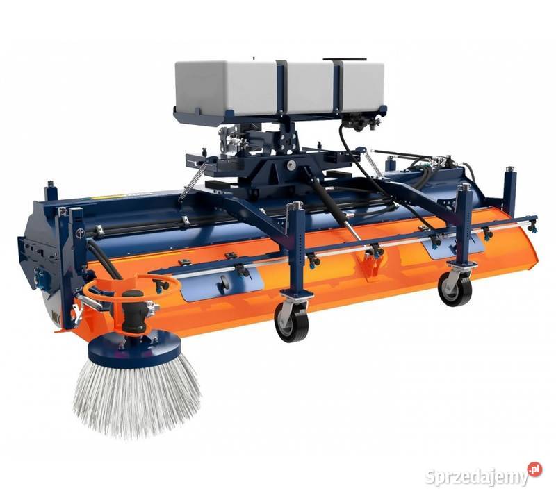 ZAMIATARKA MAXI TANK BRUSH HYDRO﻿ 230 280 cm układ zraszania, pojemnik Kutno