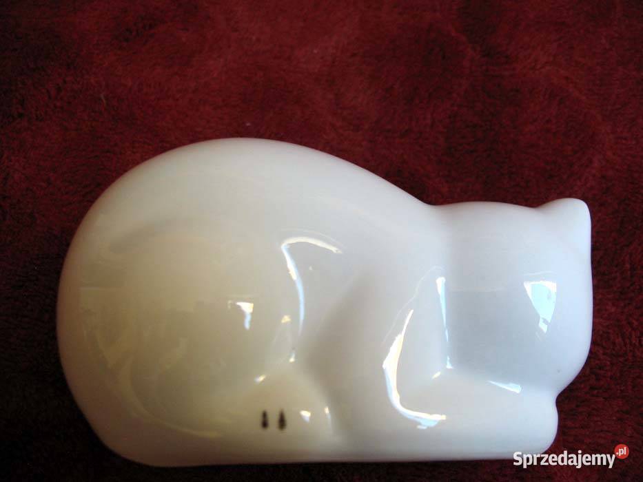 Kot mały kotek z porcelany Figurka 5 x 10 x 5 Figurki i rzeźby mazowieckie Siedlce
