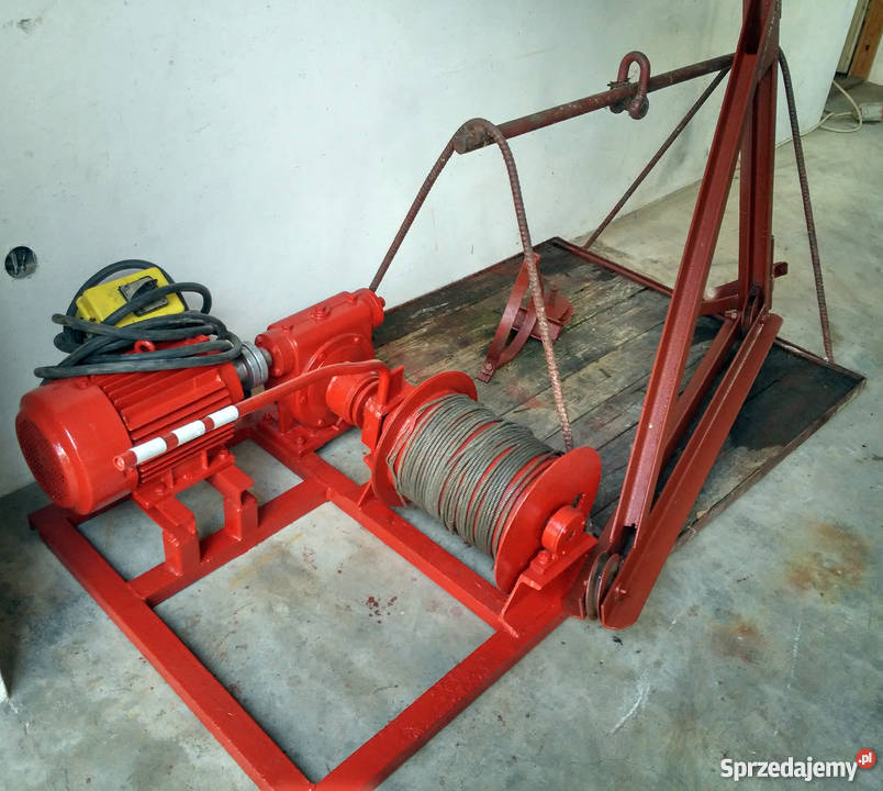 Wyciąg budowlany liniowy kompletny sprawny do Andrychów