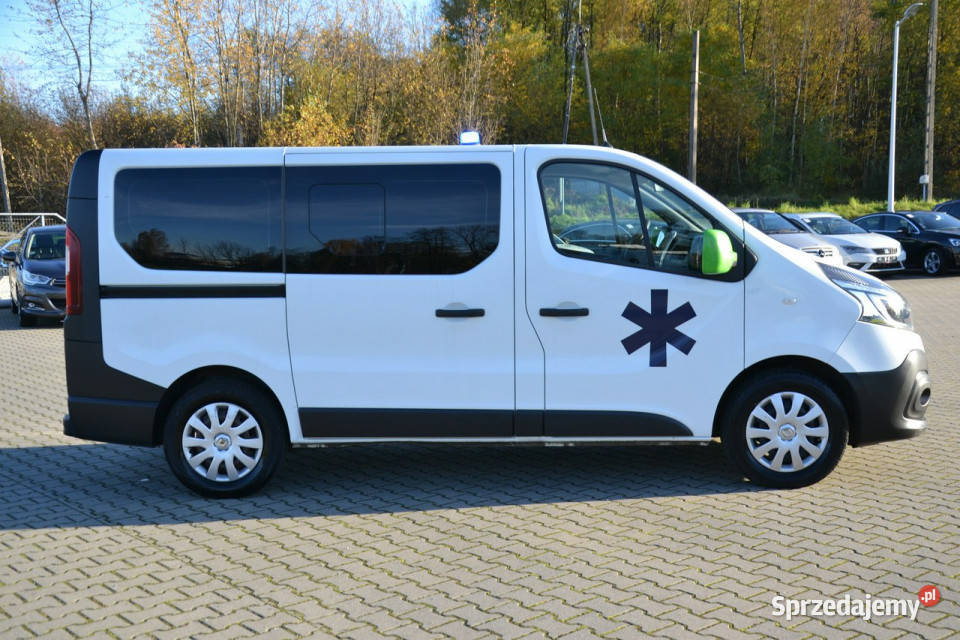 Renault Trafic 20 dci 130 ambulans karetka nosze Kęty sprzedam