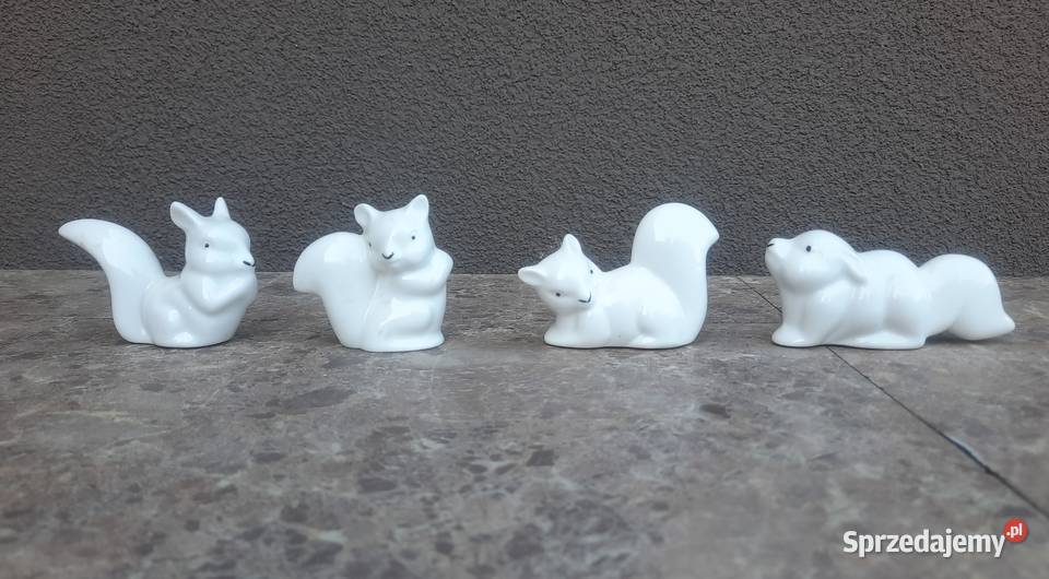Wiewiórki małe figurki porcelana zestaw 4 biały Tczew sprzedam