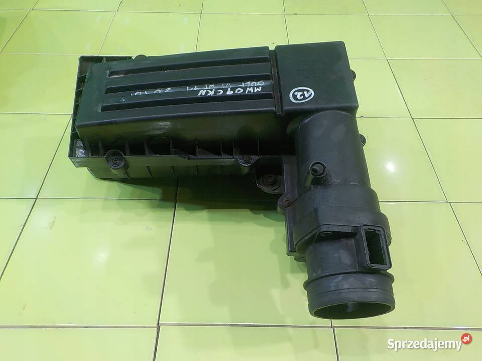 VW GOLF VI 09r 20 TDI AUT HB 5D obudowa filtra Suków sprzedam