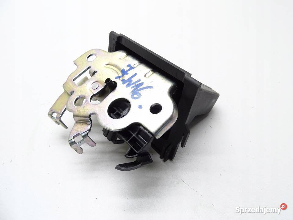 ZAMEK KLAPY TYŁ TYLNEJ 8R0827505A AUDI A5 8T A4 osobowe