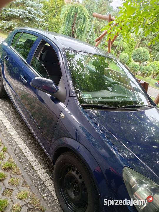 OPEL ASTRA H 17 Radom