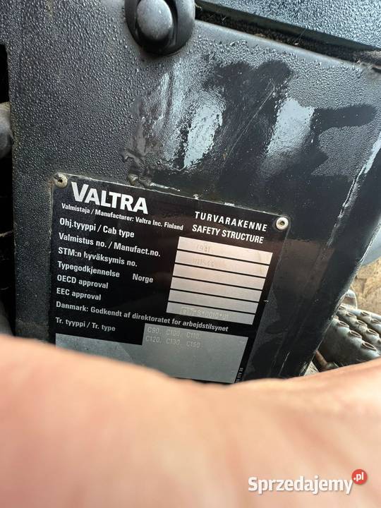 Valtra c130 z turem Do pomalowania Sprawna Damasławek