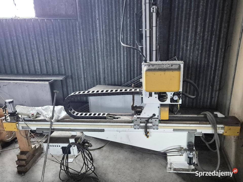 Robot do wtryskarki APEX Jelenia Góra