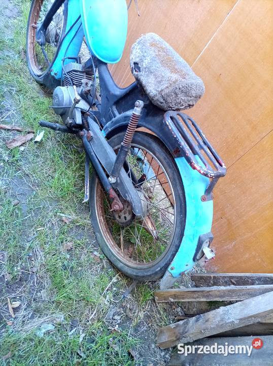 Motorower komar Nowogród Bobrzański