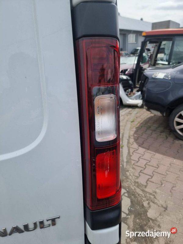 LAMPA PRAWA TYŁ RENAULT TRAFIC III OSŁONA Lipno