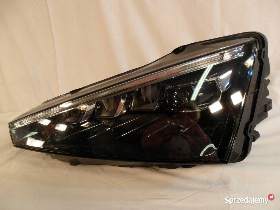 REFLEKTOR PRZÓD STRONA LEWA SKODA SCALA