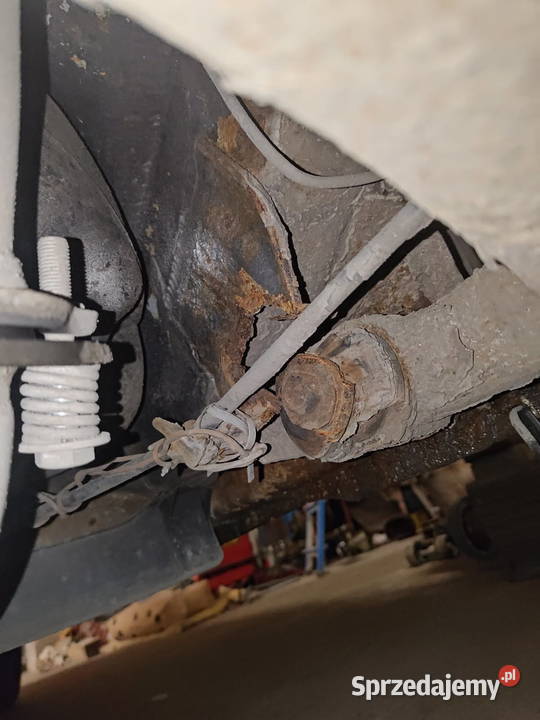 Toyota Yaris 10 benzyna 2002 na części do Yaris mazowieckie Duchnice