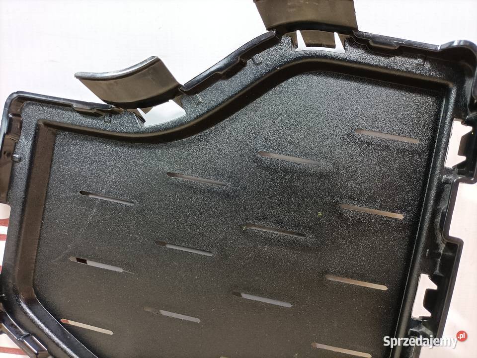 BMW X5 G05 MPAKIET OSŁONA WLOTU POWIETRZA LEWY Pleszew