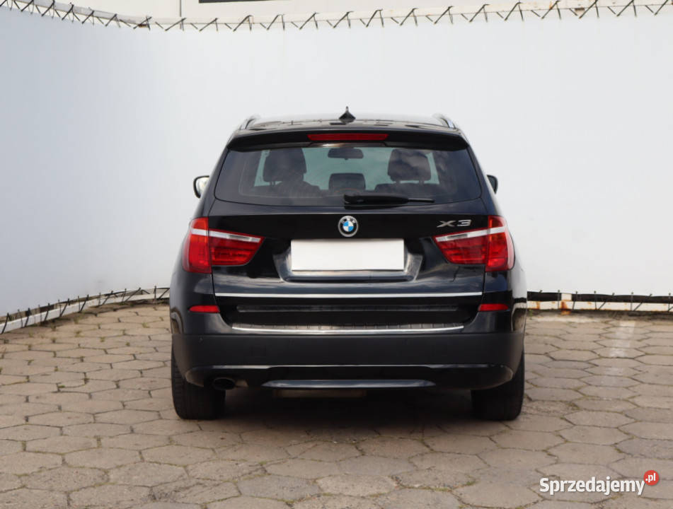 BMW X3 xDrive20d reflektory ksenonowe