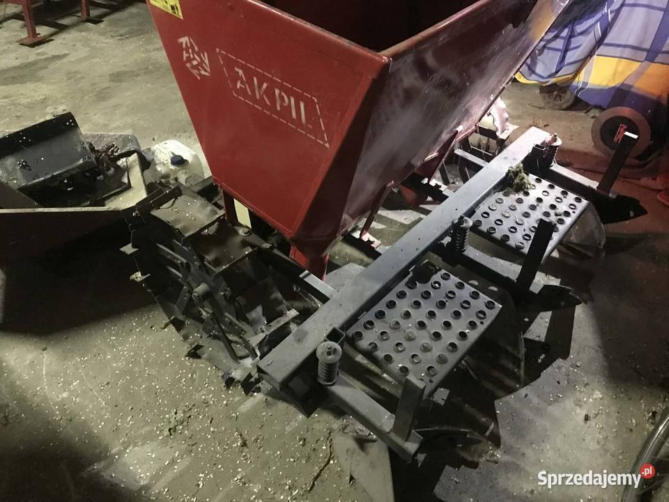 Sadzarka do ziemniaków AKPIL dwurzędowa mało Pozostałe Czerwonka-Gozdów