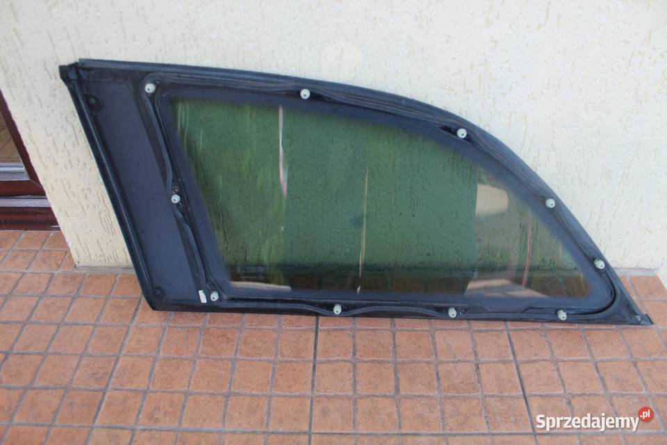 SZYBA KAROSERYJNA PRAWY TYŁ OPEL VECTRA C KOMBI