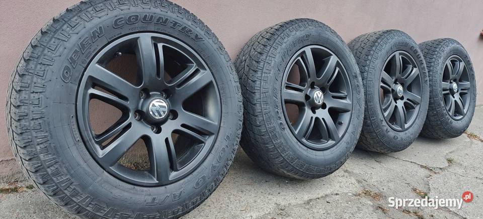 Koła alu VW Amarok 2456517 Toyo AT 8x17 5x120 Ciechanów sprzedam