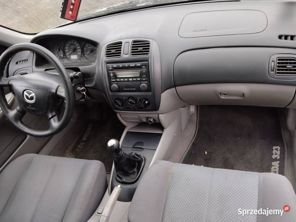 Mazda 323f BJ 15 16v2001 Stan blacharski W kupiony w Polsce Zgierz sprzedam