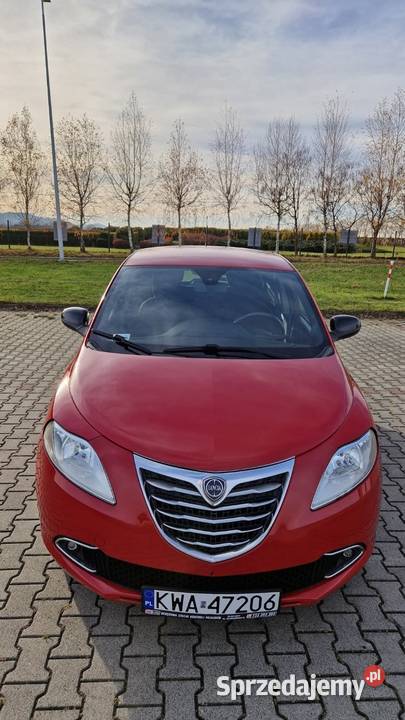 LANCIA YPSILON 2014
