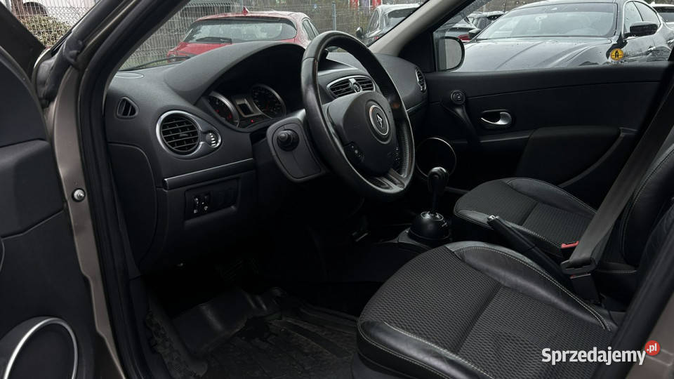 Renault Clio Automat 15diesel 86 klimatronic czujnik deszczu pomorskie Gdynia