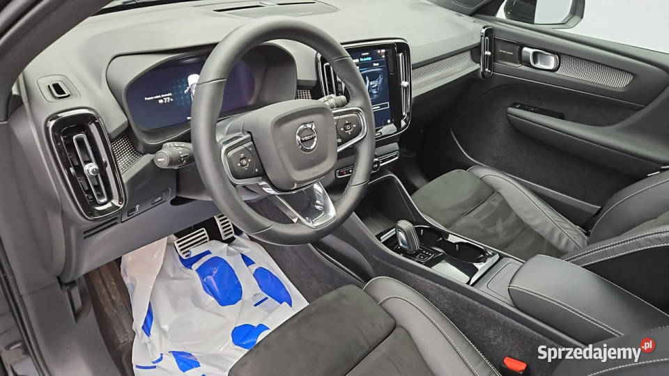 Volvo XC 40 Recharge AWD Pro aut Z Polskiego nieuszkodzony XC 40 sprzedam