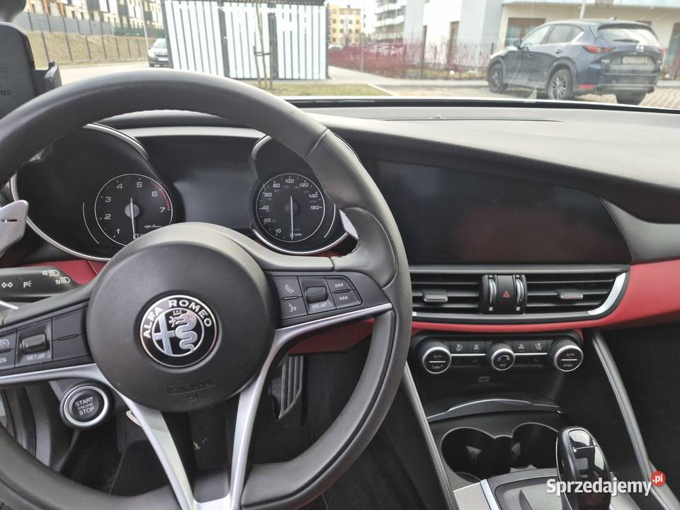 Alfa Romeo Giulia 2019 benzyna